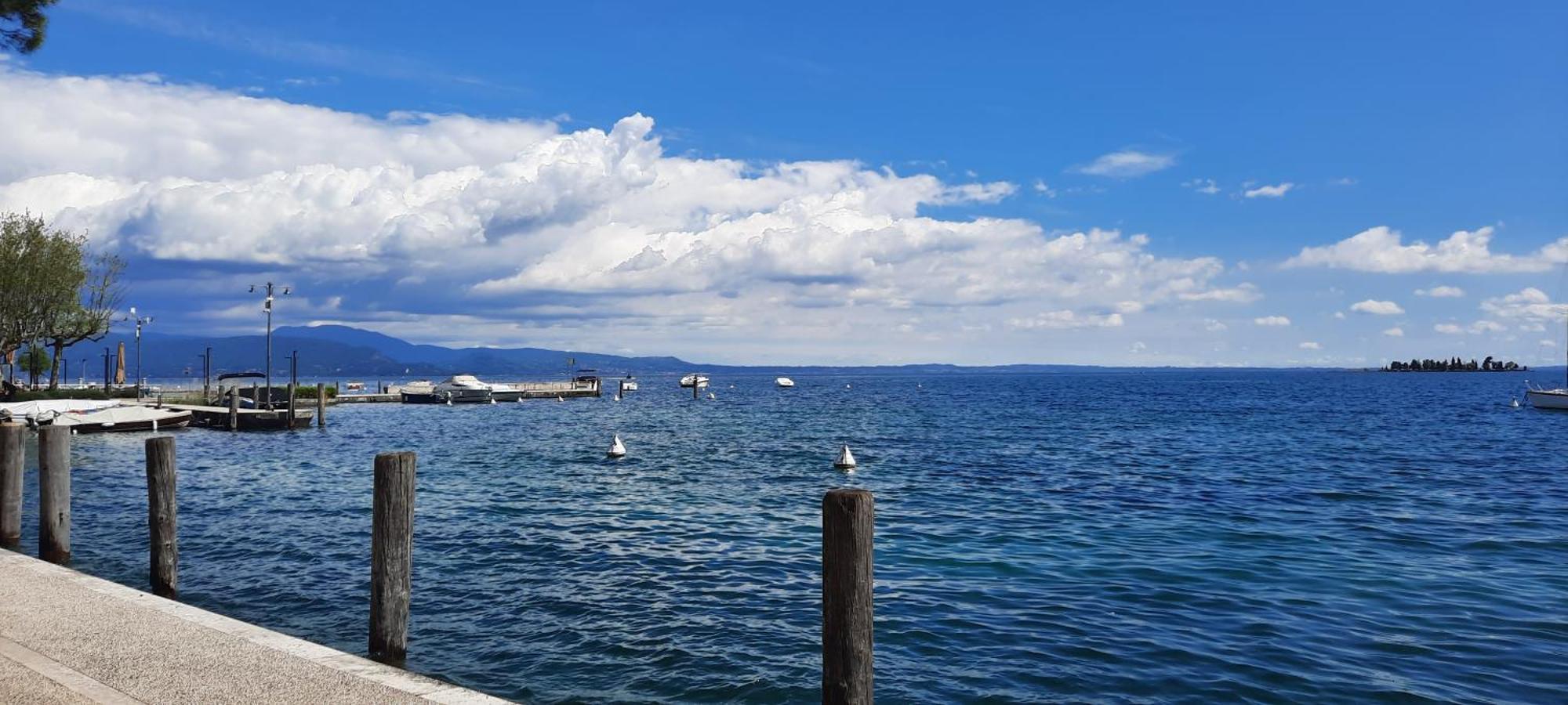 Eve House Gardalake Лонато Экстерьер фото